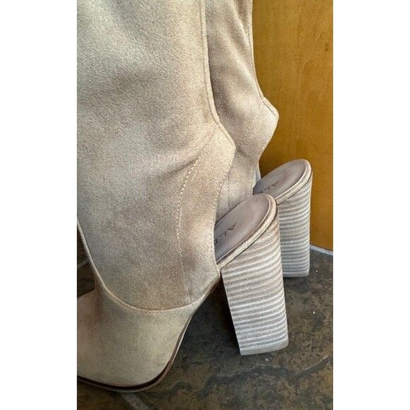 Aldo‎ Winker Over the Knee Thigh High Suede Boots Nude Beige 6.5 Open Heel - Picture 7 of 13